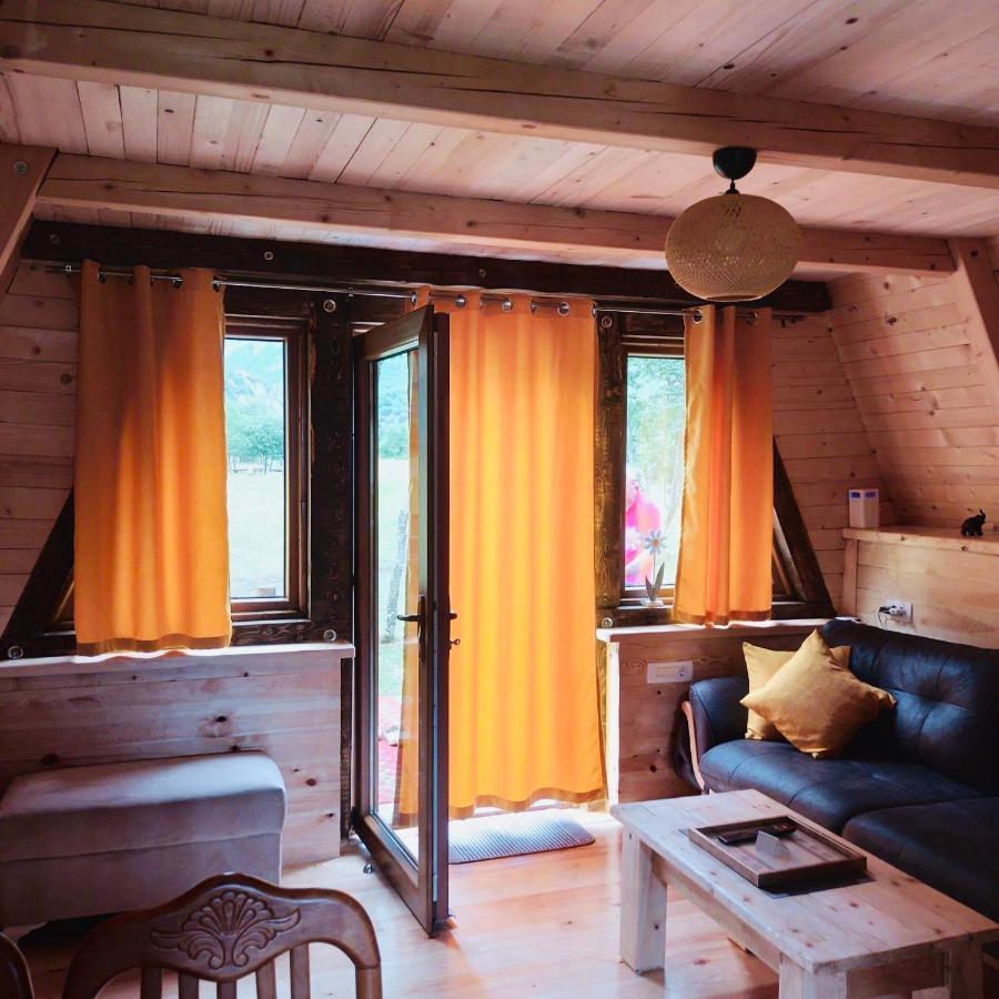 Family S House - Komarnica Savnik Exterior photo