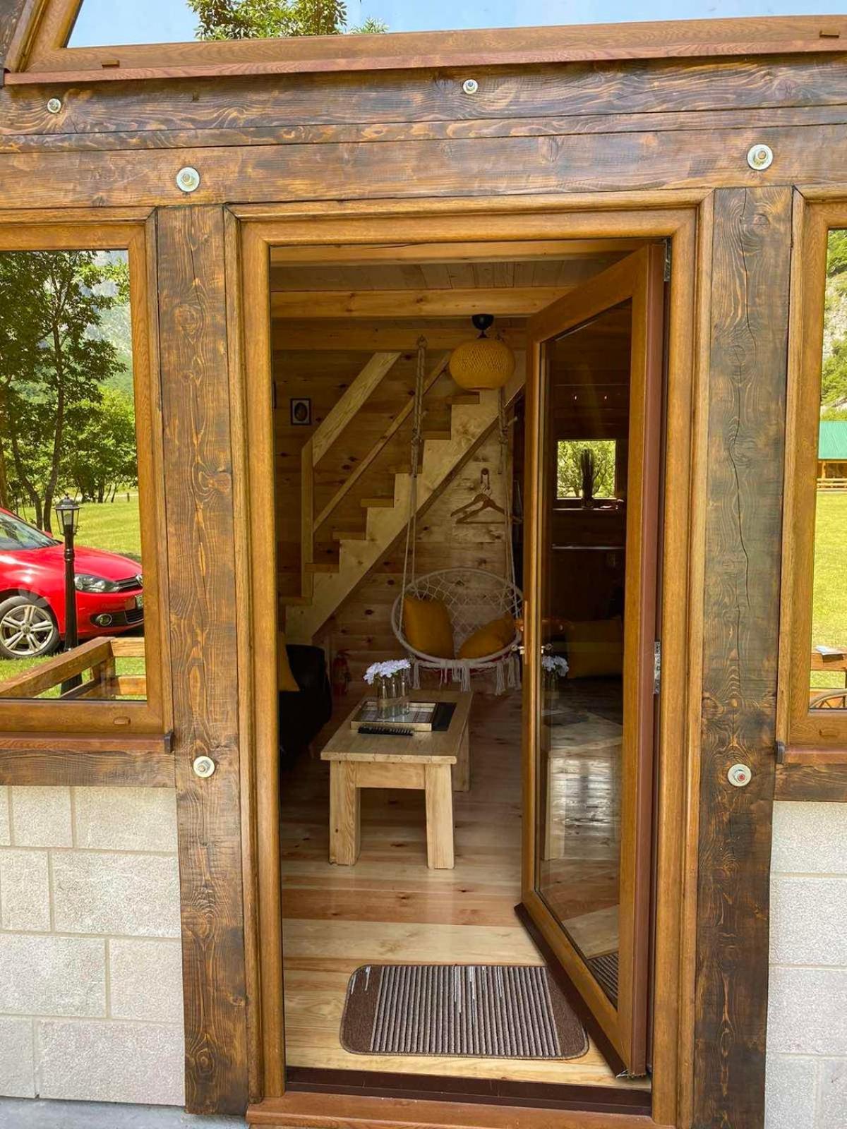 Family S House - Komarnica Savnik Exterior photo